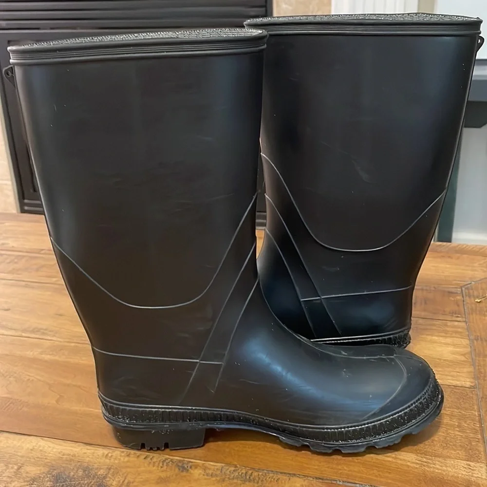 KAMIK Rain Boots Size 5